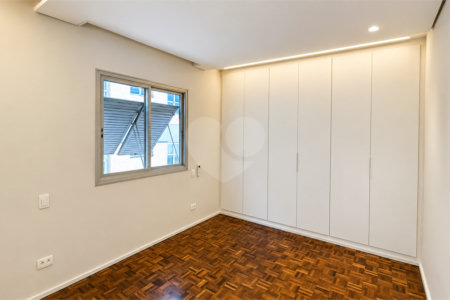 Apartamento à venda com 3 quartos, sendo 1 suíte, em Jardim Paulista, São Paulo, SP