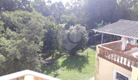 Chácara à venda com 3 quartos, sendo 2 suítes, em Chácara Companheiros, Jundiaí, SP