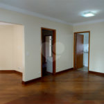 Apartamento para alugar com 3 suítes em Campo Belo, São Paulo, SP