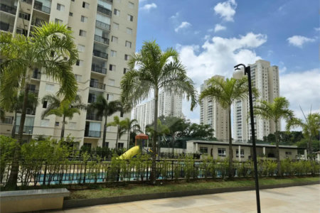 Oportunidade na Vila Leopoldina! Imóvel de 69m2, com 3 dorm., sendo 1 suíte, 2 banheiros, sala, cozinha e 2 vagas. Com ar condicionado em 2 dorm.