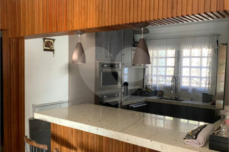 Casa Térrea à venda com 3 quartos, sendo 1 suíte,  em Alpes D'ouro, Bom Jesus dos Perdões, SP