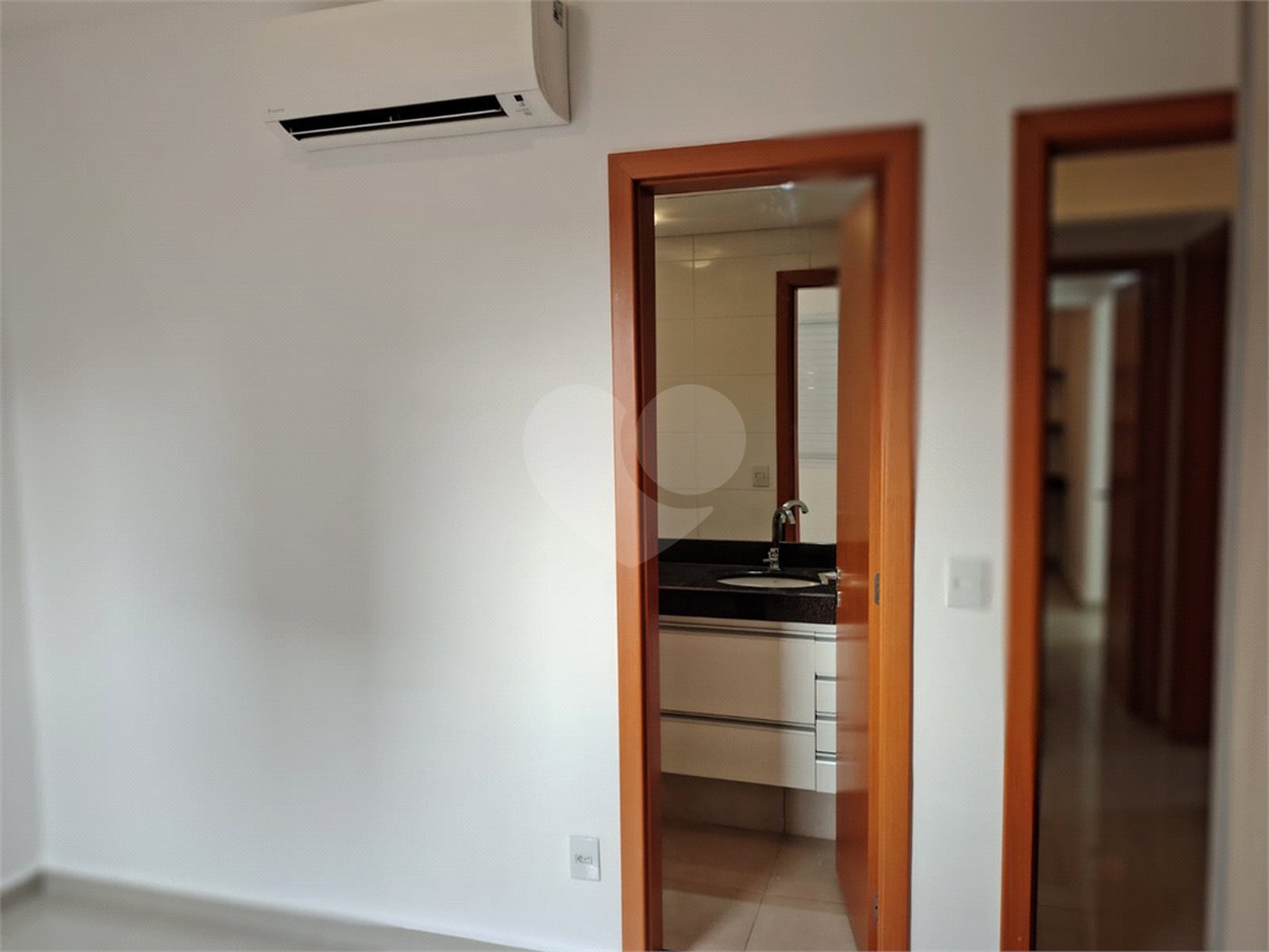 Apartamento para alugar com 3 suítes em Condomínio Itamaraty, Ribeirão Preto, SP