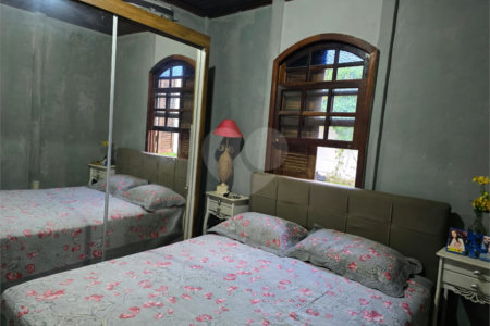 Casa à venda com 2 quartos, sendo 1 suíte, em Ressaca, Atibaia, SP