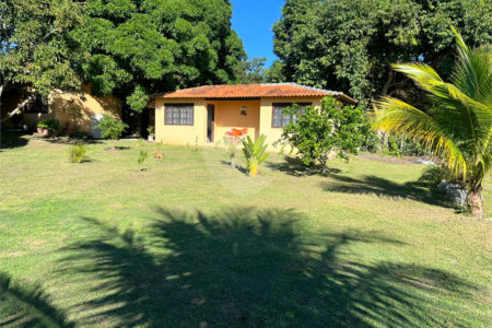 Chácara à venda com 4 quartos em Retiro, São Pedro da Aldeia, RJ