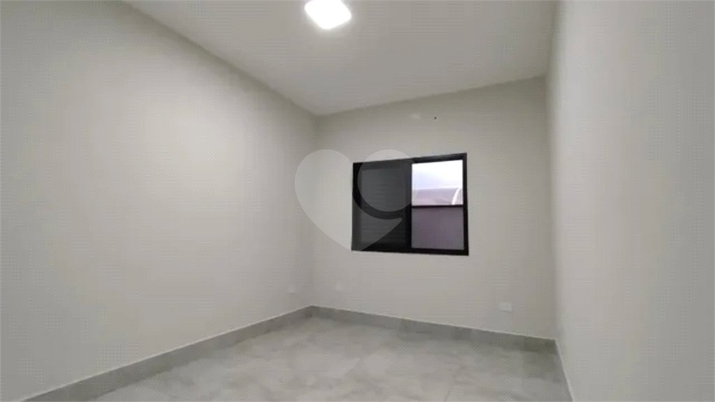 Casa à venda com 3 quartos, sendo 1 suíte,  no condomínio Terras do Vale, Caçapava - SP
