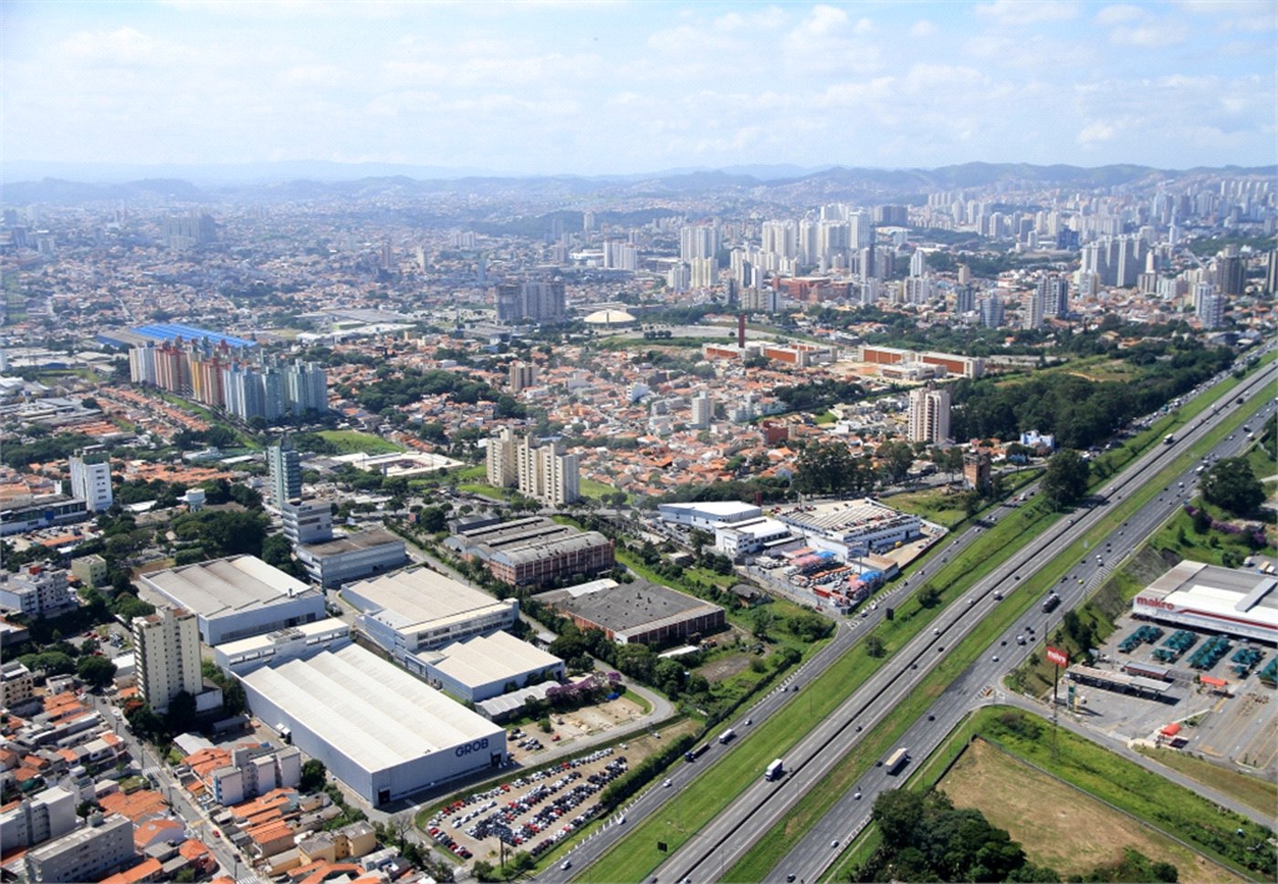 Terreno à venda com 1 suíte em Parque Residencial Jundiaí, Jundiaí, SP