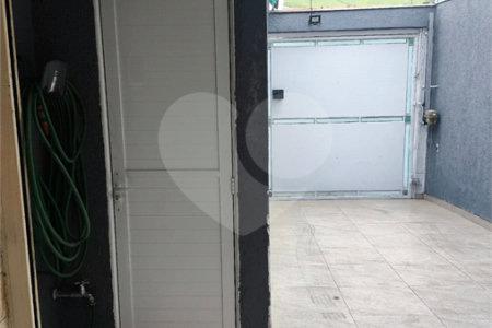 Sobrado à venda com 3 suítes em Vila Carrão, São Paulo, SP