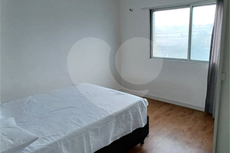 Apartamento à venda com 2 quartos em Santo Amaro, São Paulo, SP
