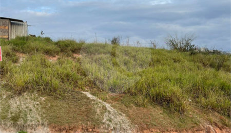 Terreno à venda com 1 suíte em Marambaia, Vinhedo, SP