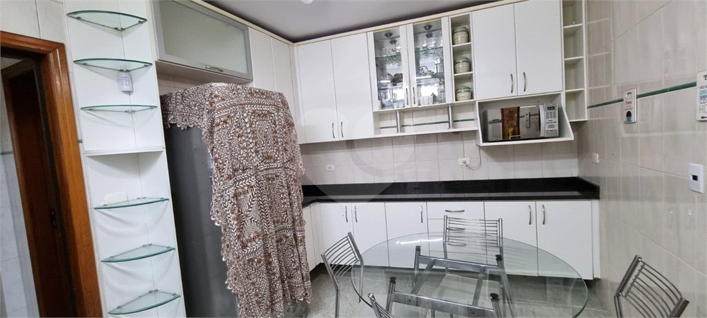 Sobrado à venda com 3 quartos, sendo 1 suíte, em Santa Teresinha, São Paulo, SP