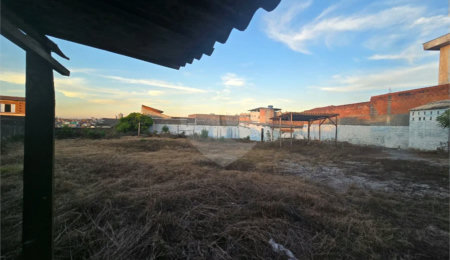 Terreno à venda em Vila Romanópolis, Ferraz de Vasconcelos, SP