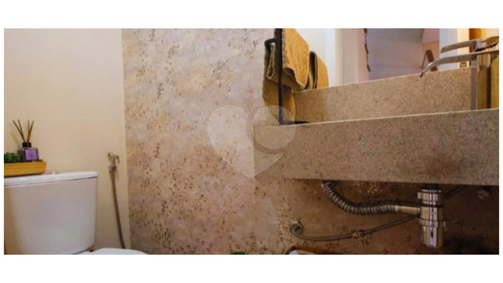 Apartamento à venda com 2 suítes em Jardim Londrina, São Paulo, SP