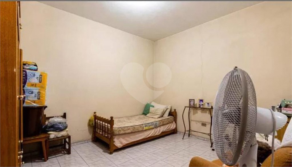 Sobrado à venda com 4 quartos, sendo 1 suíte,  em Vila Dalila, São Paulo, SP