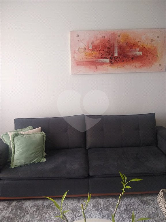 Sobrado à venda com 3 quartos, sendo 1 suíte,  em Vila do Castelo, São Paulo, SP