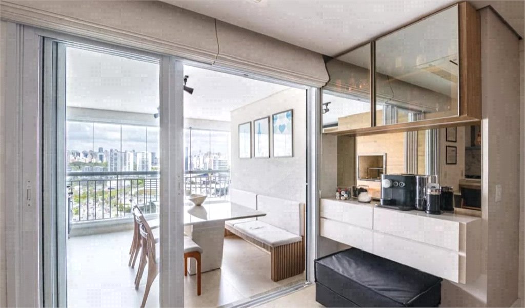 Apartamento à venda com 3 quartos, sendo 1 suíte, em Barra Funda, São Paulo, SP