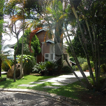 Casa à venda com 3 quartos, sendo 1 suíte, no condomínio Alpes de Vinhedo, Vinhedo - SP