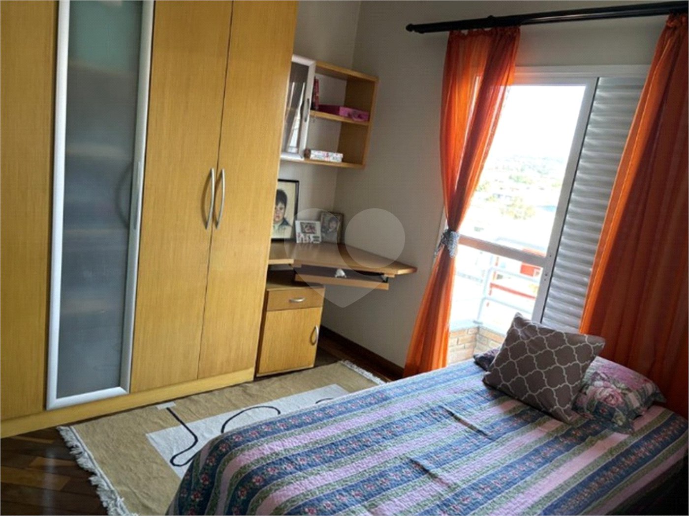 Sobrado à venda com 4 quartos, sendo 1 suíte, em Vila Floresta, Santo André, SP