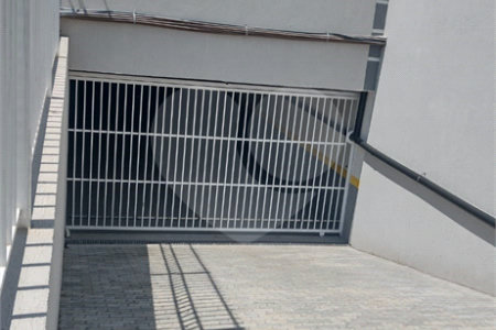 Casa à venda com 2 quartos no condomínio Residencial Bella Suissa, Mogi das Cruzes - SP