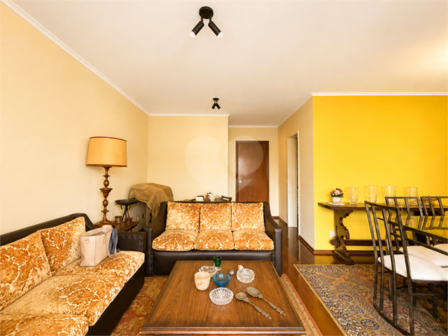 Apartamento à venda com 3 quartos, sendo 1 suíte,  em Jardim Marajoara, São Paulo, SP