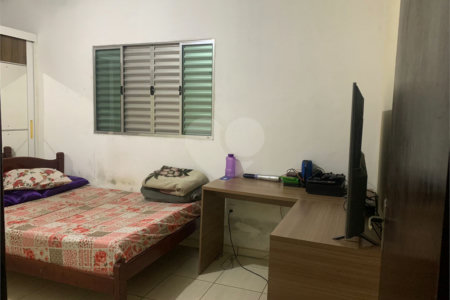 Casa à venda com 2 quartos em Jardim das Bandeiras, Mogi das Cruzes, SP