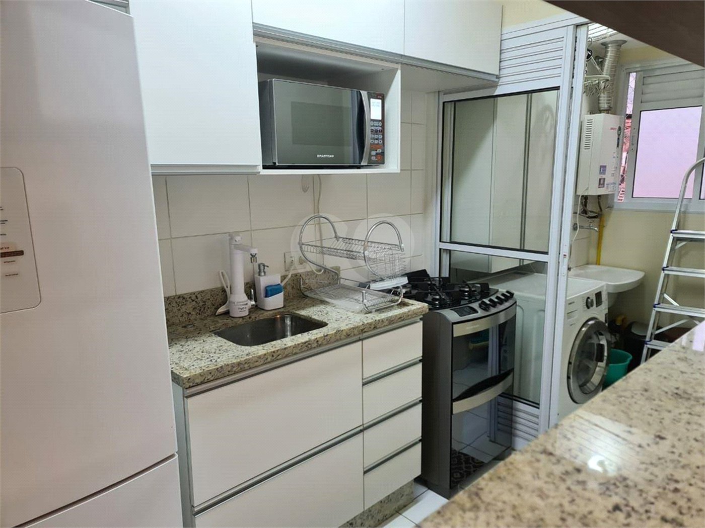 Apartamento à venda com 2 quartos, sendo 1 suíte, em Parque Reboucas, São Paulo, SP