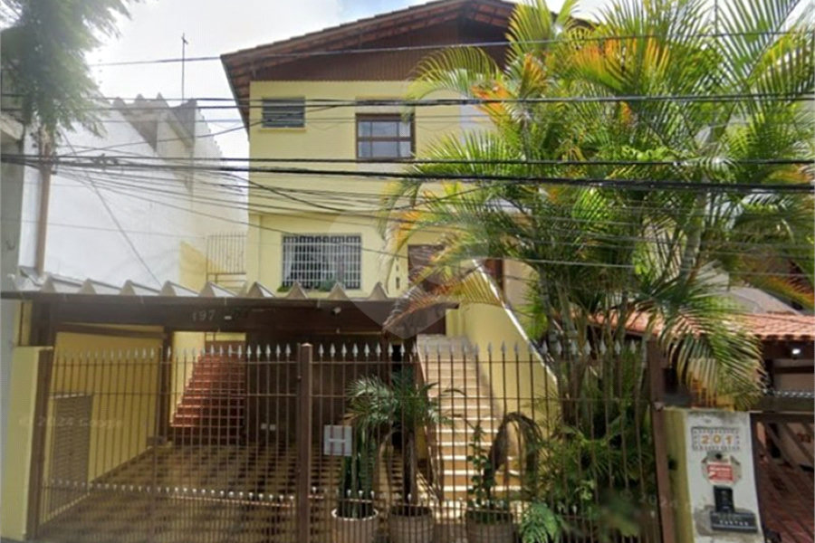 Sobrado à venda com 3 quartos em Vila Irmãos Arnoni, São Paulo, SP