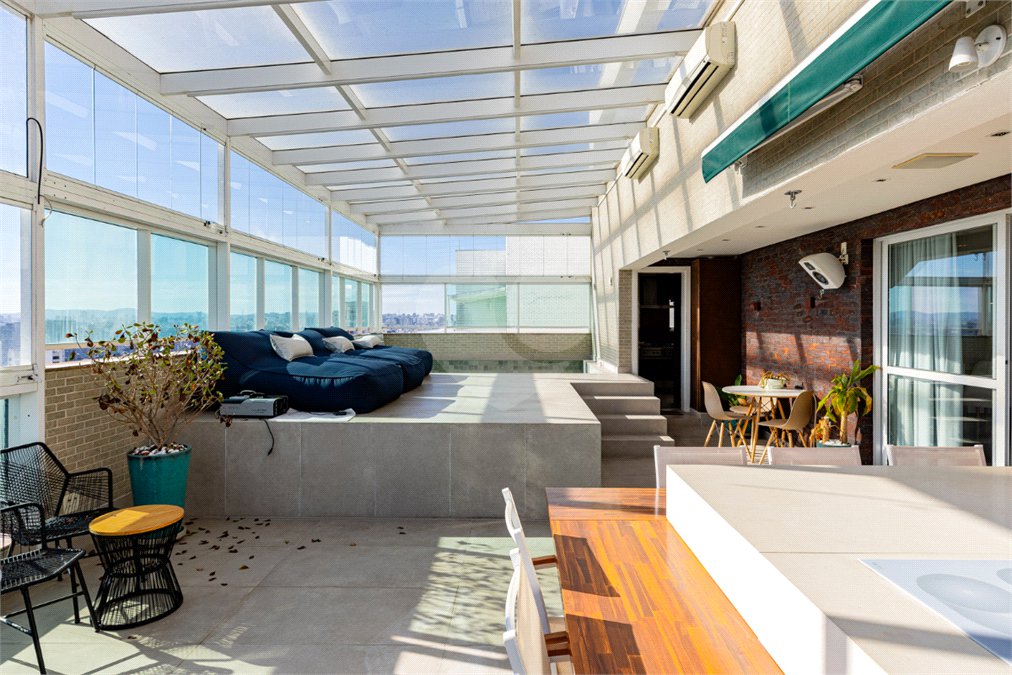 Apartamento à venda com 4 quartos, sendo 3 suítes, em Campo Belo, São Paulo, SP