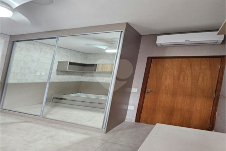 Casa à venda com 3 quartos, sendo 1 suíte, no condomínio Mantova, Indaiatuba - SP