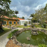 Casa à venda com 4 suítes no condomínio Miollo da Granja, Cotia - SP