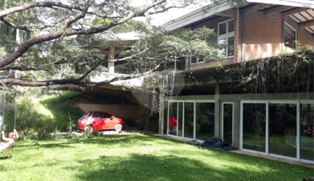 Casa à venda com 3 suítes em Serra da Cantareira, Mairiporã, SP