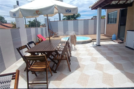 Casa à venda com 3 quartos, sendo 1 suíte, em Caminho de Búzios, Cabo Frio, RJ