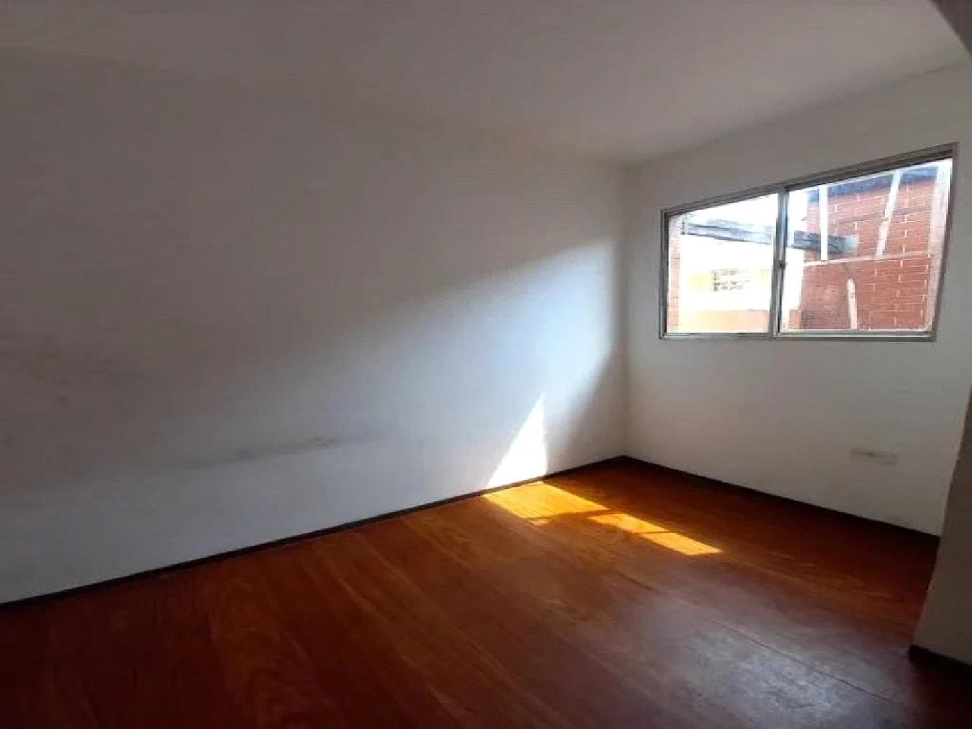 Casa à venda com 3 quartos em Jardim Gilda Maria, São Paulo, SP