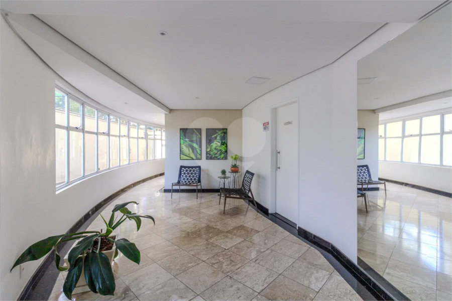 Apartamento à venda com 3 suítes em Vila Romana, São Paulo, SP