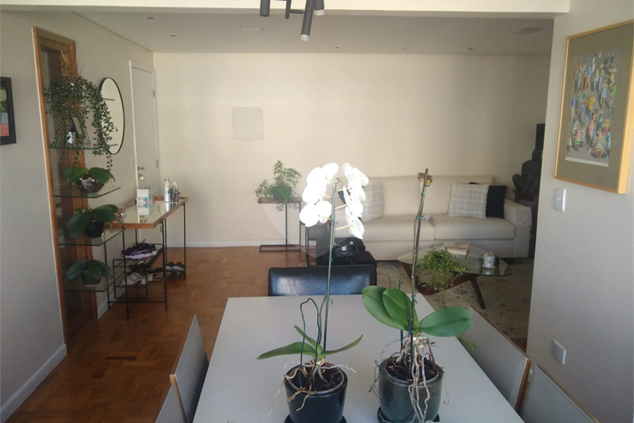 Apartamento à venda com 2 quartos, sendo 1 suíte, em Jardim América, São Paulo, SP