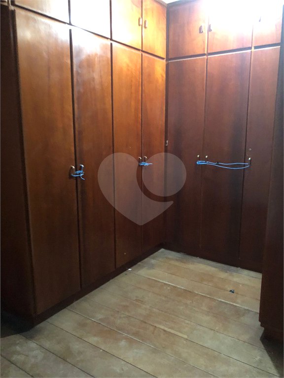 Sobrado à venda com 3 quartos, sendo 1 suíte, em Vila Trujillo, Sorocaba, SP