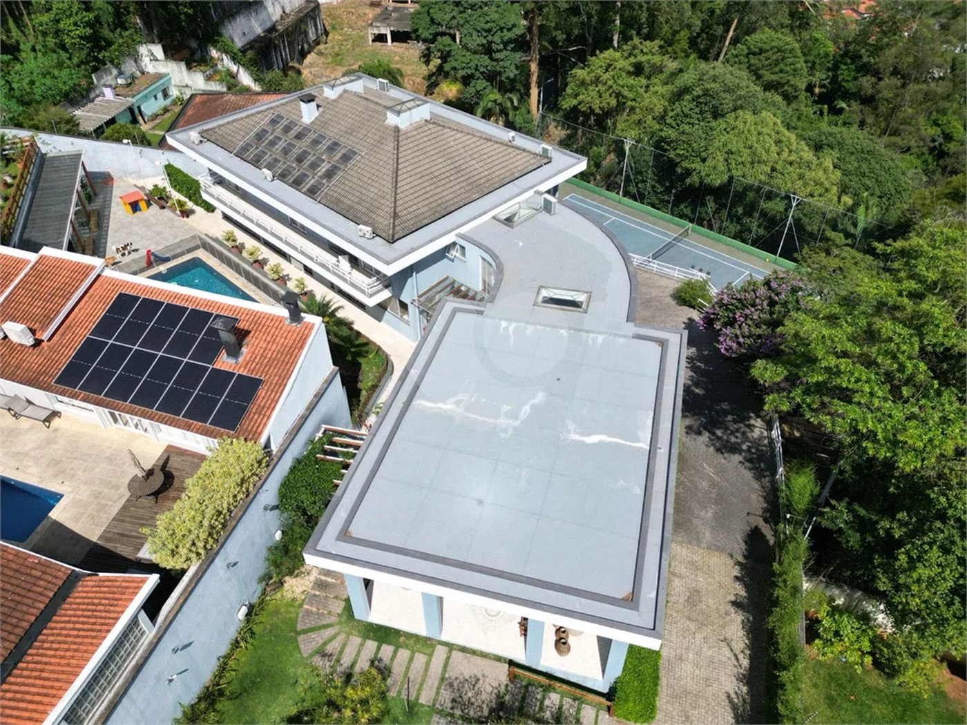 Casa à venda com 5 suítes em Tremembé, São Paulo, SP