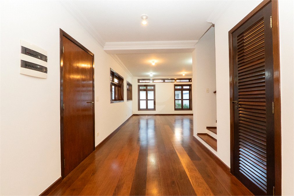 Casa de Vila à venda com 3 quartos, sendo 1 suíte, em Planalto Paulista, São Paulo, SP