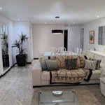 Apartamento Residencial à venda, Gonzaga, Santos - AP0761.