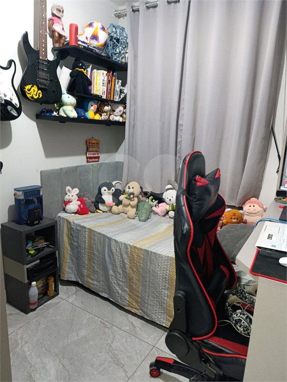 Apartamento à venda com 3 quartos, sendo 1 suíte, em Jardim Flor da Montanha, Guarulhos, SP