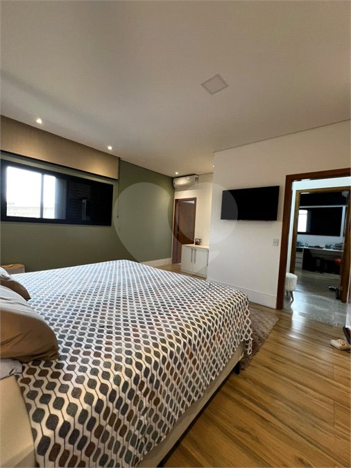 Casa à venda com 4 quartos, sendo 3 suítes, no condomínio Mosaico Essence, Mogi das Cruzes - SP