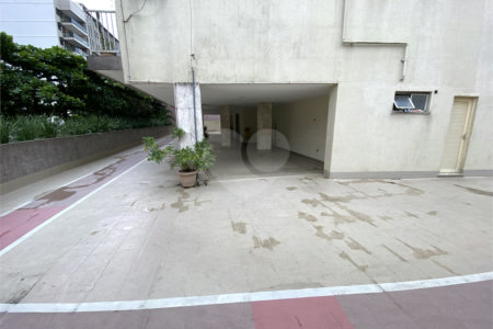 Apartamento à venda com 4 quartos, sendo 1 suíte,  em Tijuca, Rio de Janeiro, RJ
