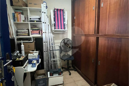 Casa à venda com 3 quartos, sendo 1 suíte,  em Jardim Casablanca, São Paulo, SP