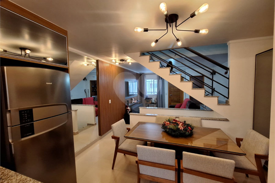 Casa à venda com 3 quartos, sendo 1 suíte, no condomínio Res San Raphael, São Paulo - SP