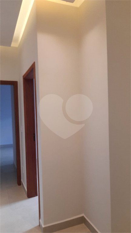 Casa à venda com 3 suítes no condomínio Jardim Laguna, Indaiatuba - SP