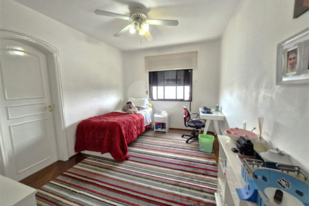 Cobertura à venda ou para alugar com 5 quartos, sendo 4 suítes,  em Jardim Marajoara, São Paulo, SP