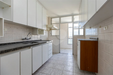 Apartamento à venda com 3 quartos, sendo 1 suíte,  em Brooklin, São Paulo, SP