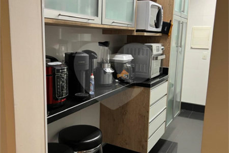 Apartamento à venda com 2 suítes em Jardim Londrina, São Paulo, SP