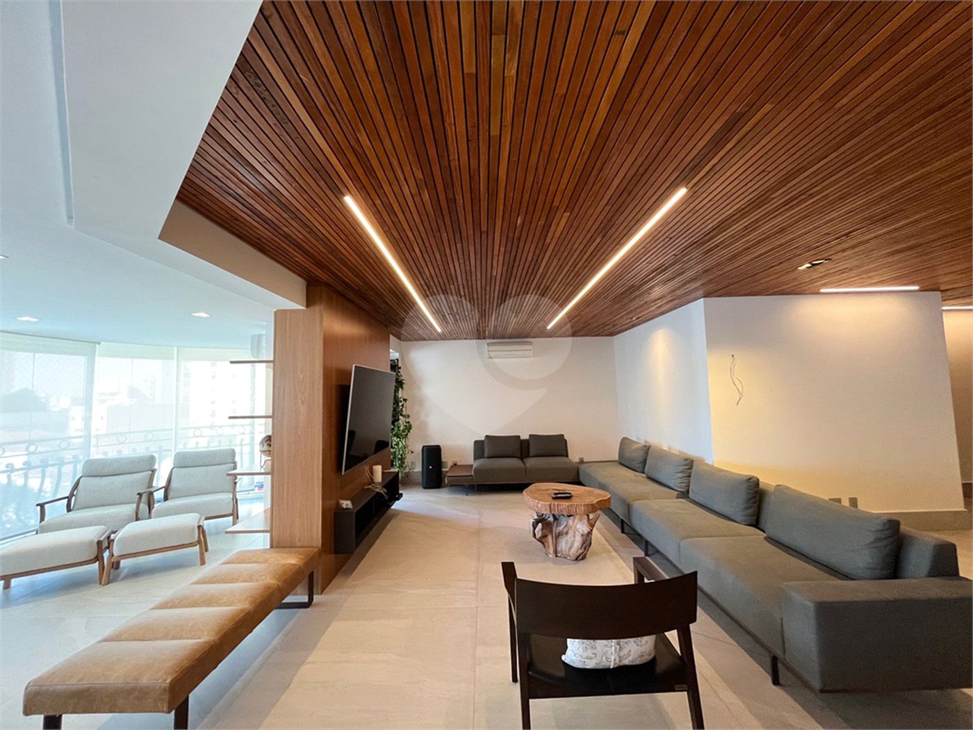 Apartamento à venda ou para alugar com 4 suítes em Santana, São Paulo, SP