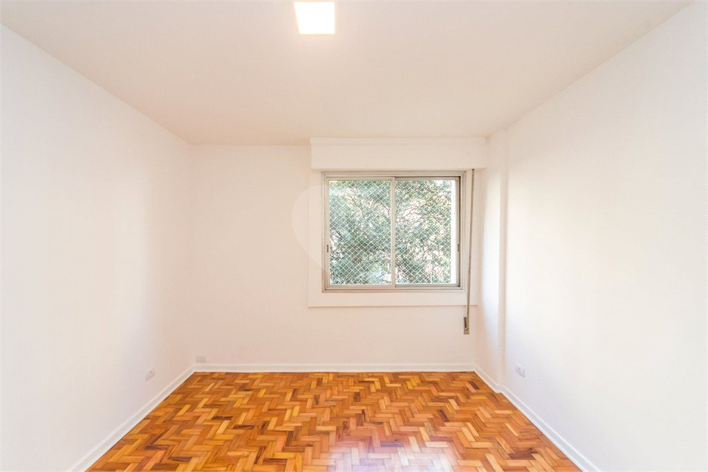 Apartamento à venda com 3 quartos, sendo 1 suíte, em Itaim Bibi, São Paulo, SP