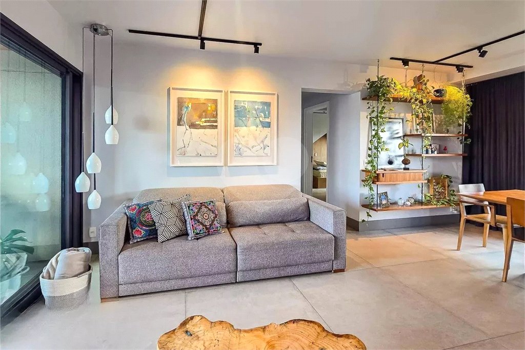 Apartamento à venda com 2 suítes em Vila Ipojuca, São Paulo, SP